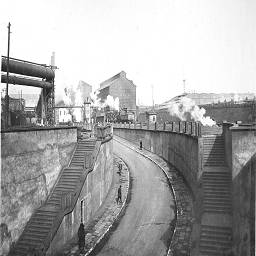 фото  новокузнецк 1937 выезд из тоннеля на завод.jpg