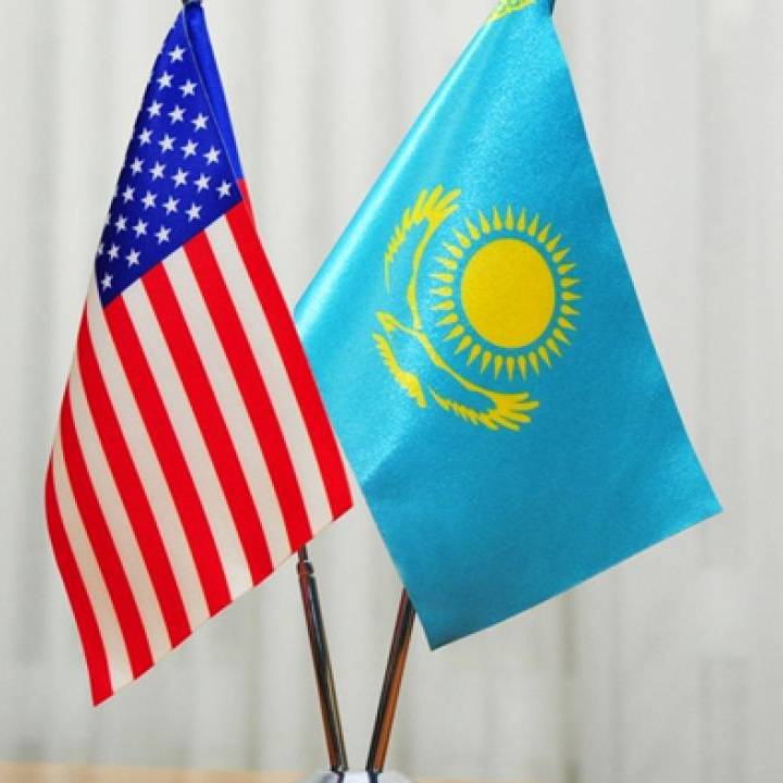 В отчете США указывает свою оценку и заключения в адрес Казахстана, упоминает о том, что нужно срочно решить проблему социально-экономической фрустрации среди населения. 