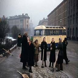 Ленинград. Колка льда на улице, 1959 г.