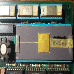 НМД2 - контроллер жёсткого диска. Что интересно, стоит импортная микросхема контроллера, хотя сама плата далеко не из ранних ревизий.