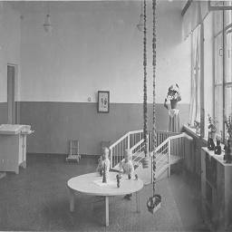 фото  новокузнецк 1937 детские ясли комната для игры.jpg