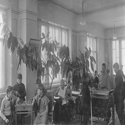 фото  новокузнецк 1937 детский дом культуры комната отдыха.jpg