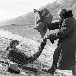 Фантастическое фото охотника из Киргизии, 1966 | Фото: Эдуард Вильчинский